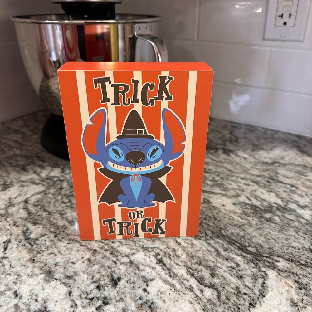 Halloween Trick or Treat Box with Stitch